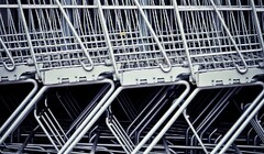 Zaměstnanci v supermarketech: Prekarita a solidarita na fragmentovaných pracovištích